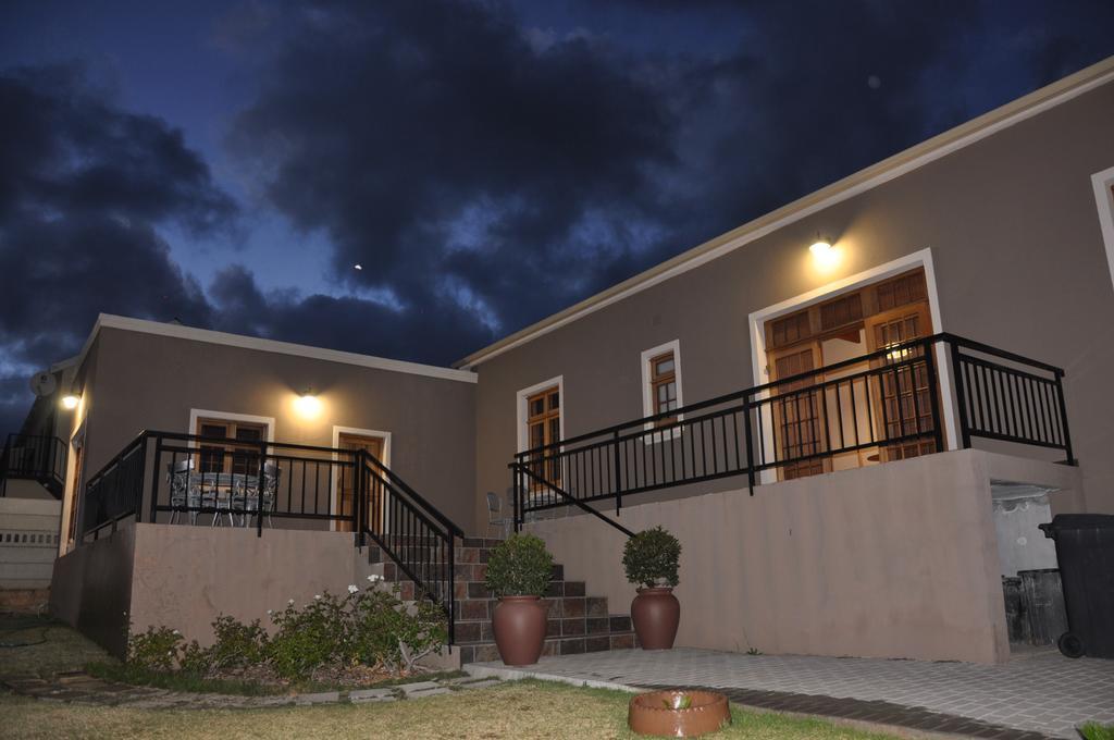 Berg En Dal Guesthouse Villiersdorp Kültér fotó